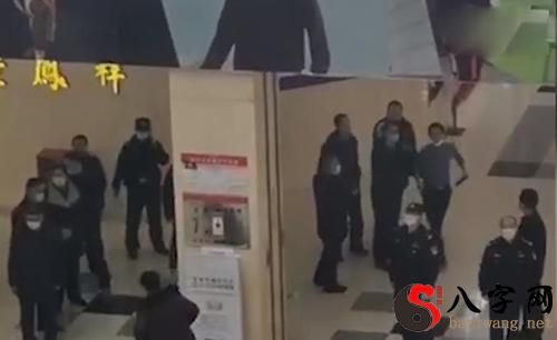 梦见自己杀人逃跑